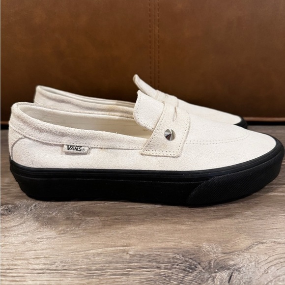 VANS Style 53 White Suede Spiked Slip On Loafers Size 9 - Picture 8 of 12